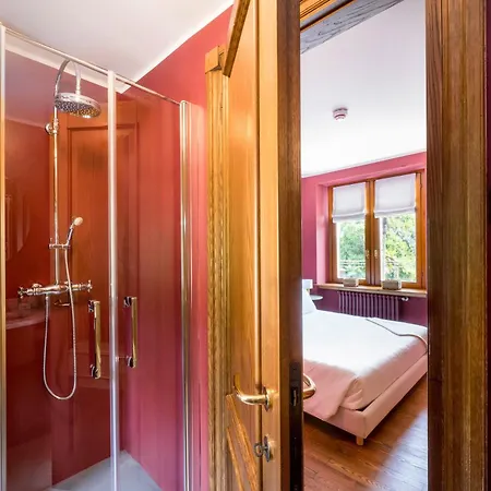 Cenzina, Agapanto Apartment Stresa