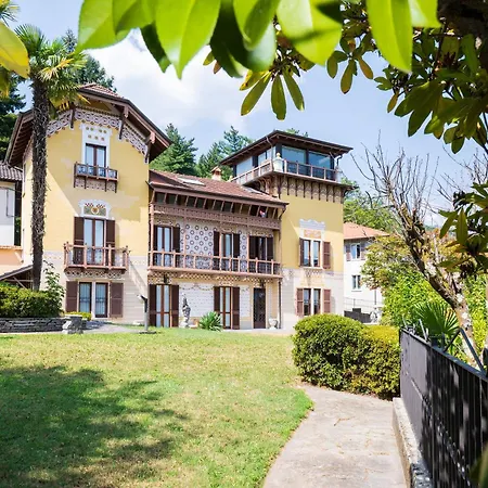 Cenzina, Agapanto Apartment Stresa